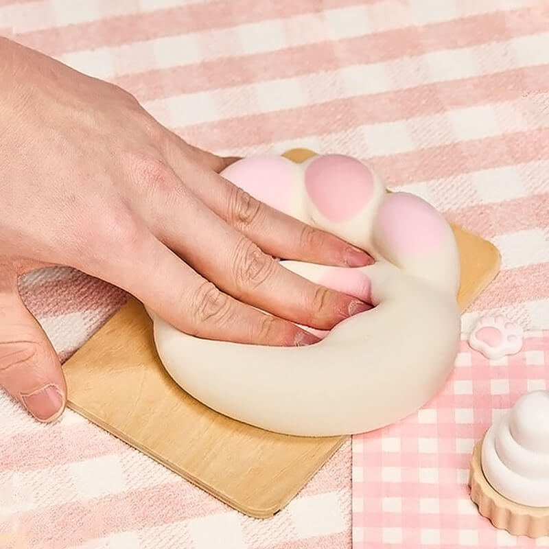 160g Flocked White-Pink Paw Squishy BAMSQUISHY